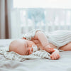 Infographic: Hoe kleedt u uw baby aan om te slapen?